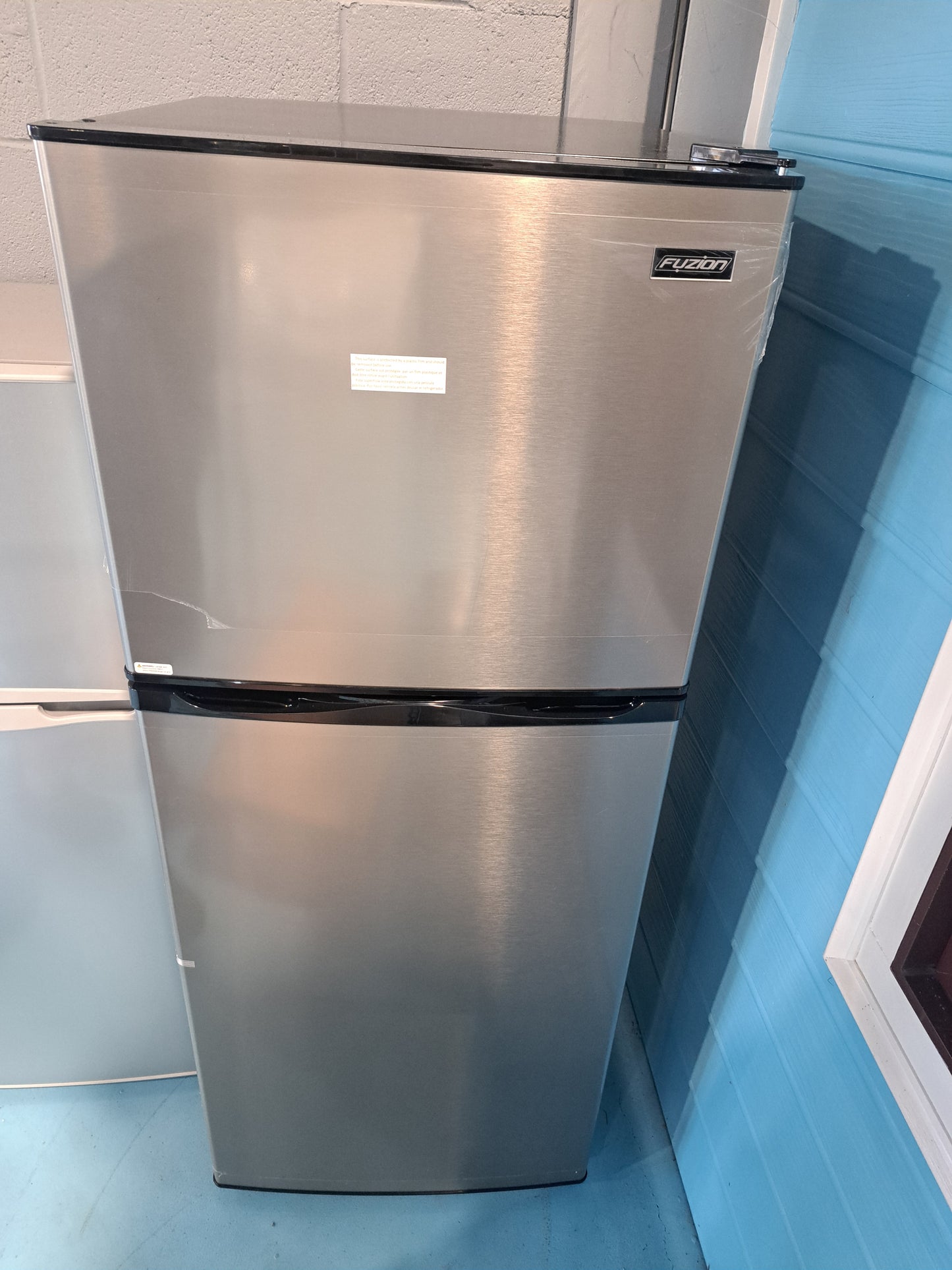 RV Fuzion Fridge