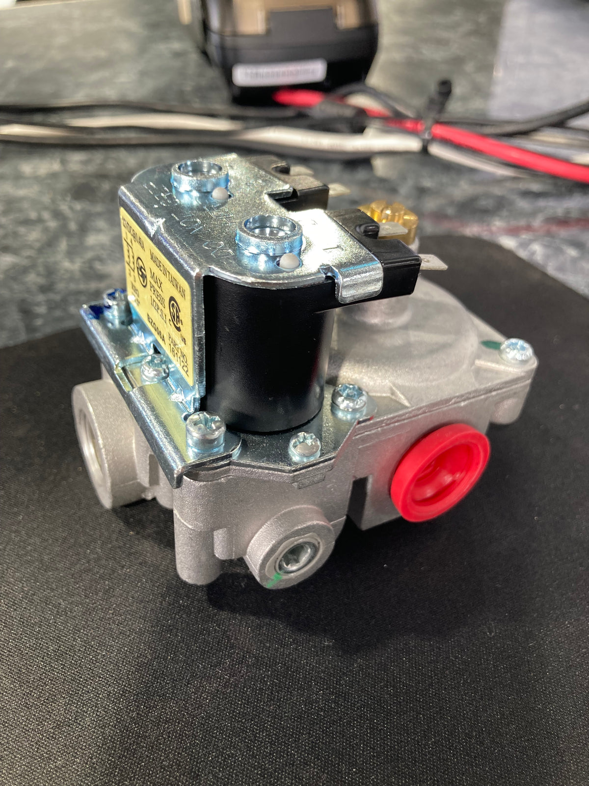 Suburban Gas Valve #161122